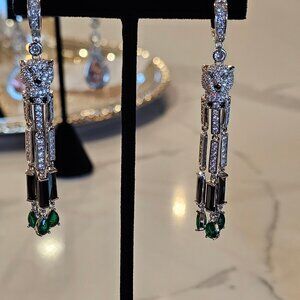 Drop Dangle Panther Head Earring - Emerald